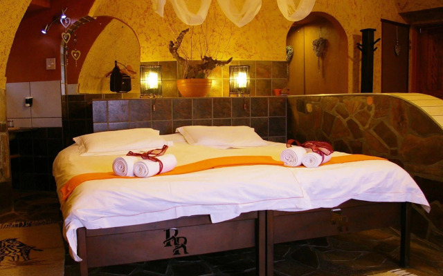 Rostock Ritz Desert Lodge
