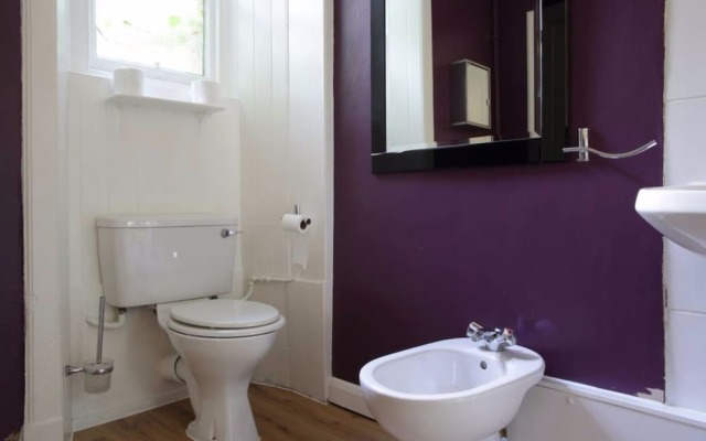 3 Bedroom Apartment With Private Entrance