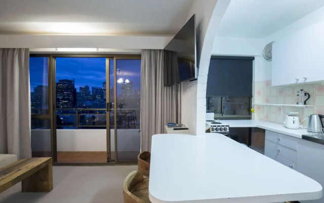 1 BR Park Breathtaking Sydney Skyline