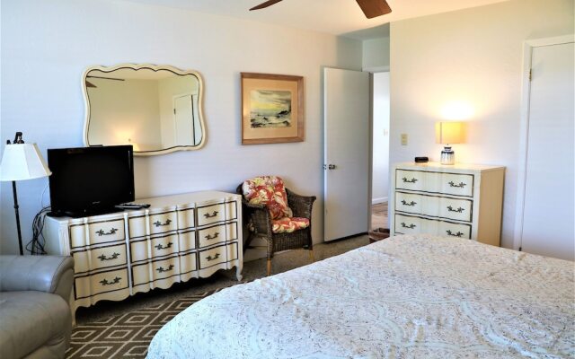 Jamaica Royale - 006 - 1 Br Condo