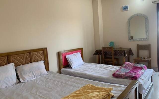 Hotel Grand Brothers