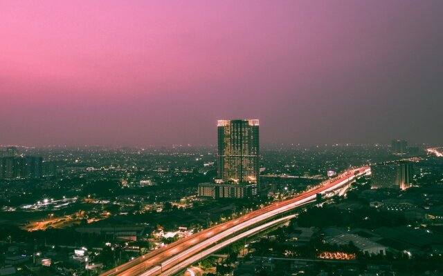 Modern And Fully Furnished Studio at Puri Orchard Apartment