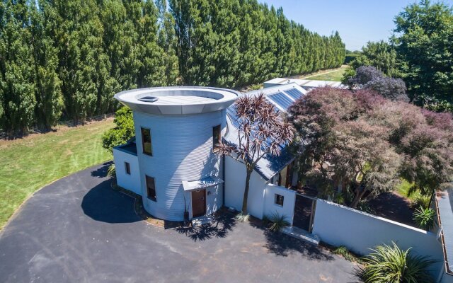 Bond Estate Luxury Accommodation