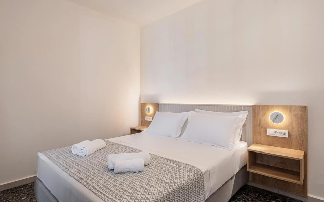 Casa D'Irene Deluxe Hotel