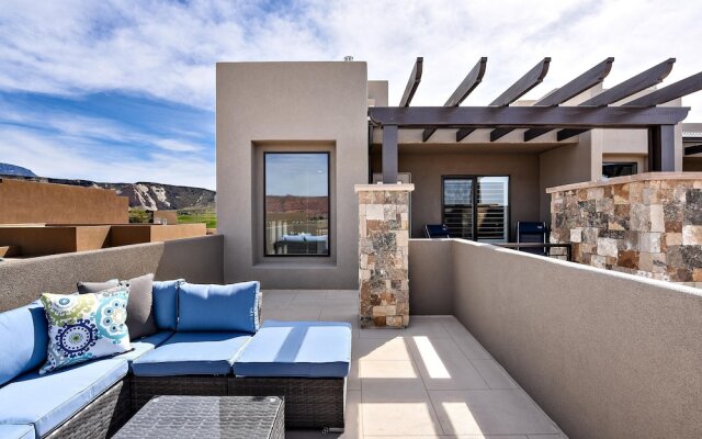 The View At The Escapes