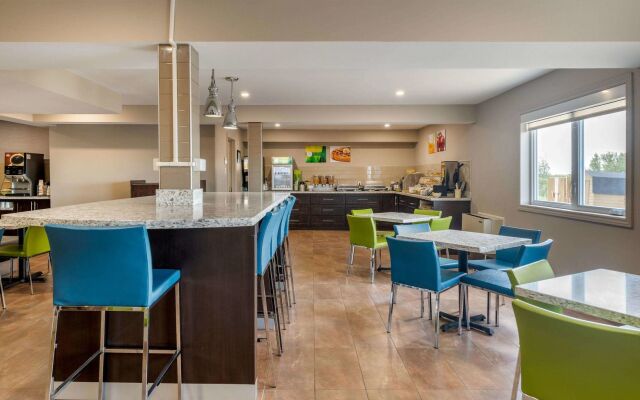 Quality Inn & Suites Bathurst