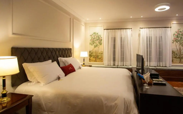 Hotel Solar do Império