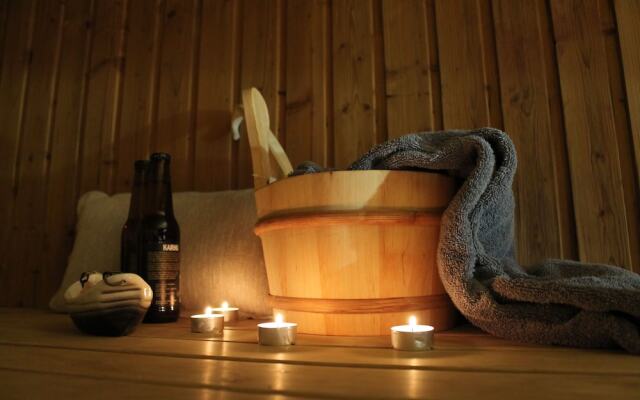 Leikari Seal La Vie Bungalows