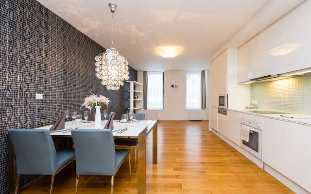 EMPIRENT Karlin Apartments