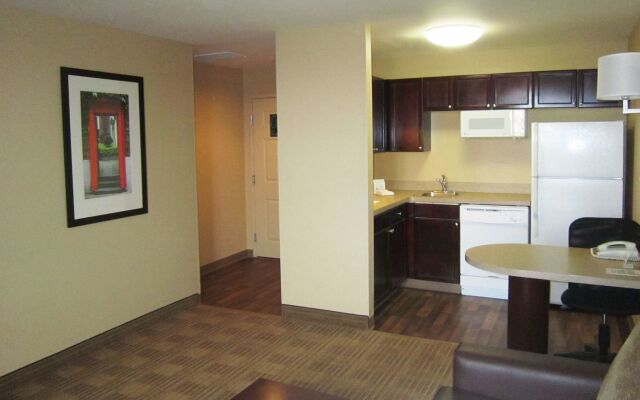 Extended Stay America Suites Atlanta Alpharetta Northpoint W