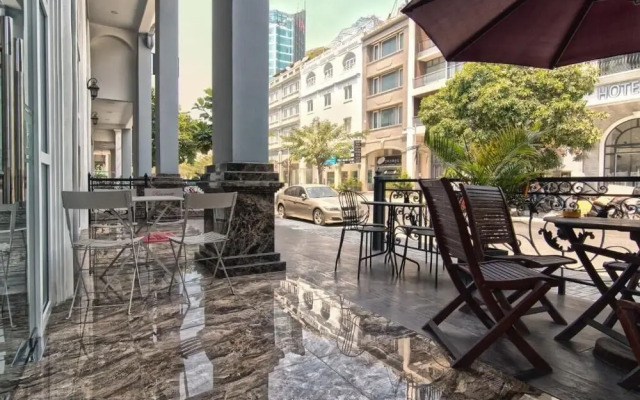 Dancentre Luxury Apartment Near SECC