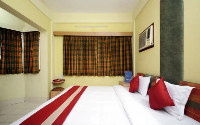 Collection O 5043 Ratnakar Days' Inn