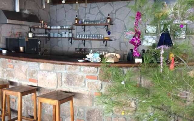 Assos Yenibahce Motel