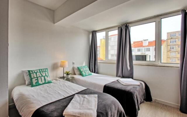 Sao Pedro 30 Guests Apartment