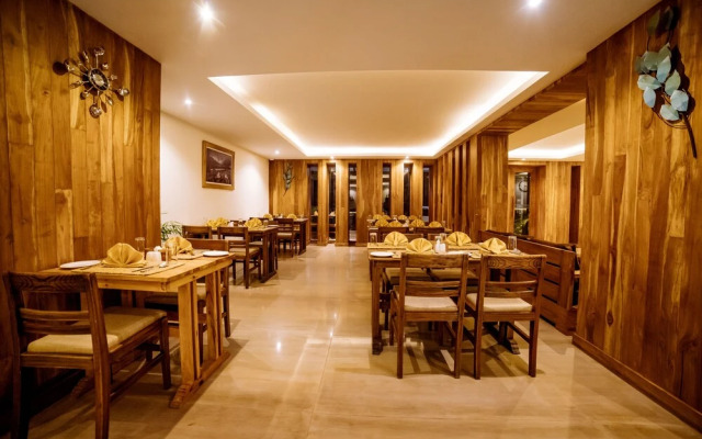 Aabas Pokhara by Barahi Hospitality