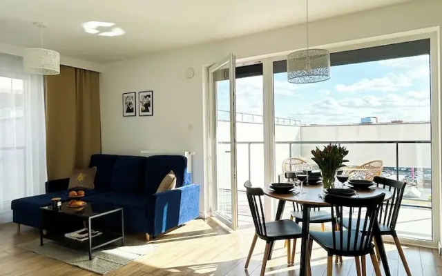 Luxury Apartment on Drewnowska Street