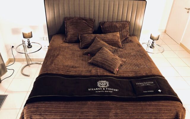 SUITES & SPA Hotel