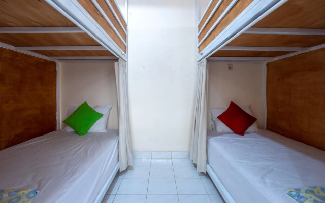 Nushe Hostel & Room