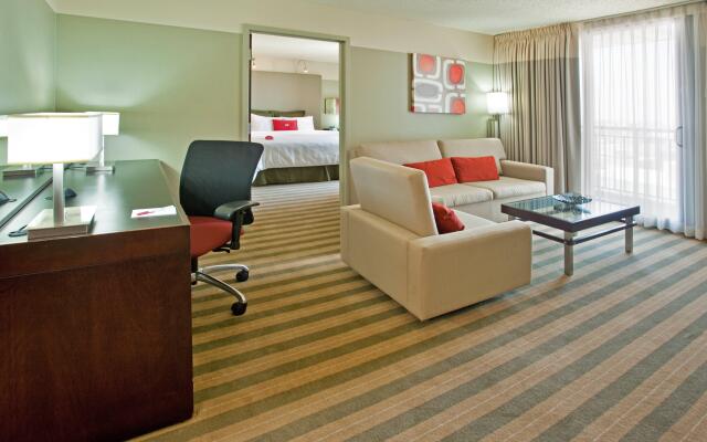Crowne Plaza Chicago West Loop by IHG