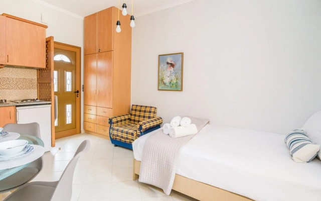 Stavros Marillia Apartment With Porch