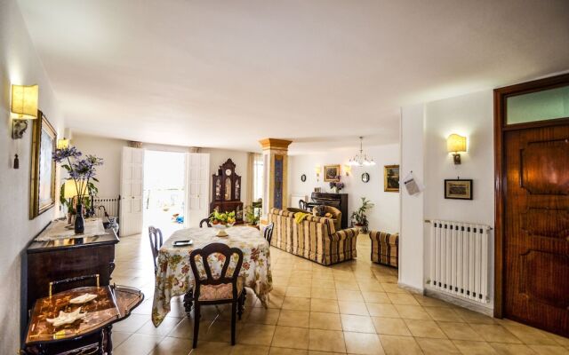 Villa Loto