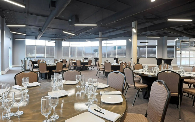 Courtyard by Marriott Montreal West Island/Baie D'Urfe