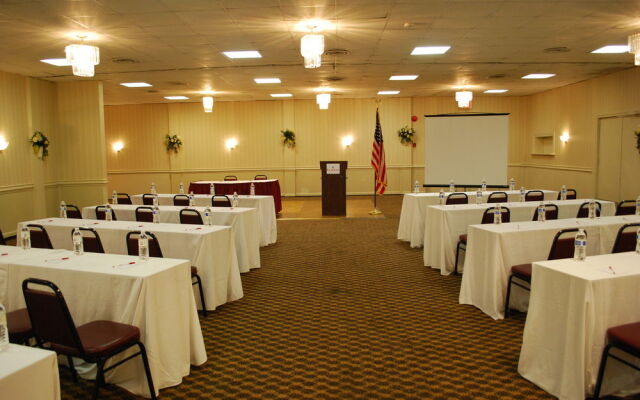 Ramada Triangle/Quantico