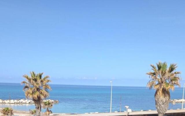Casa del Grillo, in centro, a 50m dal mare