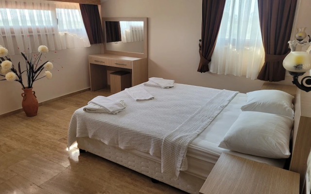 Oasis Apart Hotel