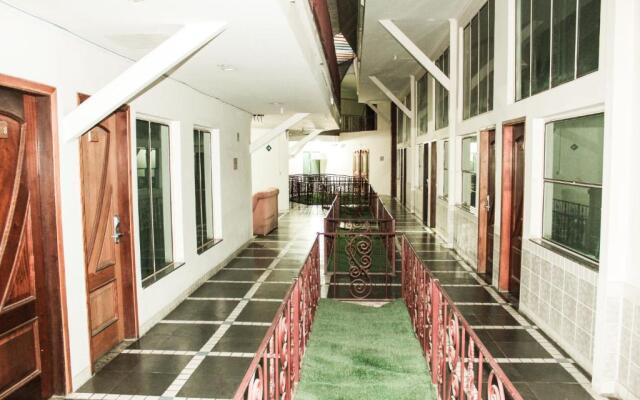 Cumbipar King Hotel