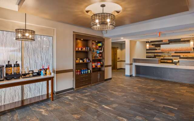 Best Western Plus Hudson I-94