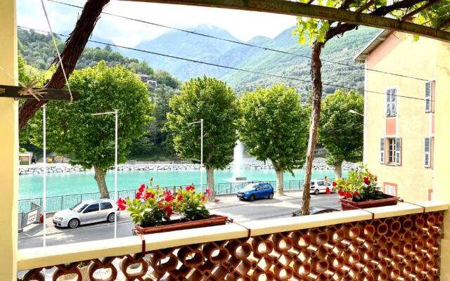 Appartement terrasse vue lac