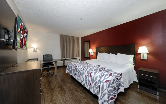 Red Roof Inn & Suites Savannah Airport