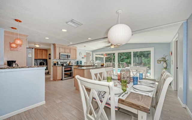 Island Getaway - 205 - 56th