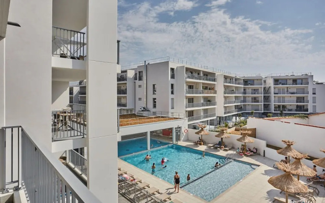 Apartment in Royan Near Sandy Beaches