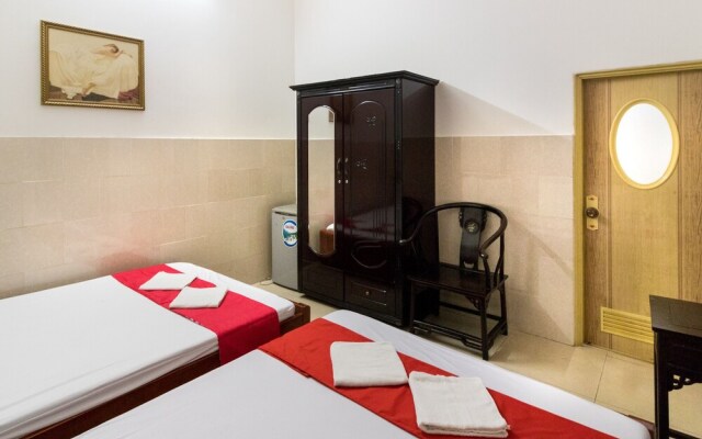 Huong Hotel by OYO Rooms