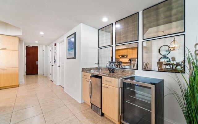 Crb0606 3 Bedroom Condo