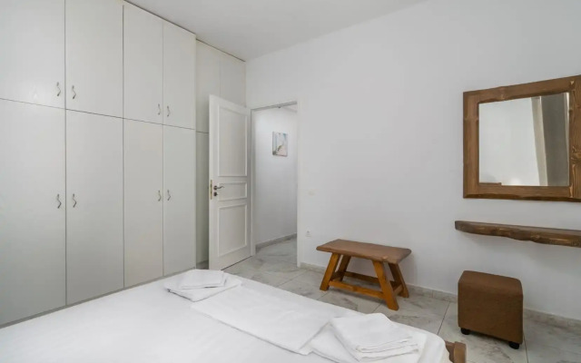 Soto’s Comfort House