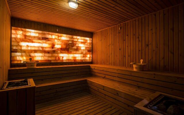 Prince Hotel Da Nang (Formerly Sel de Mer Hotel & Suites)