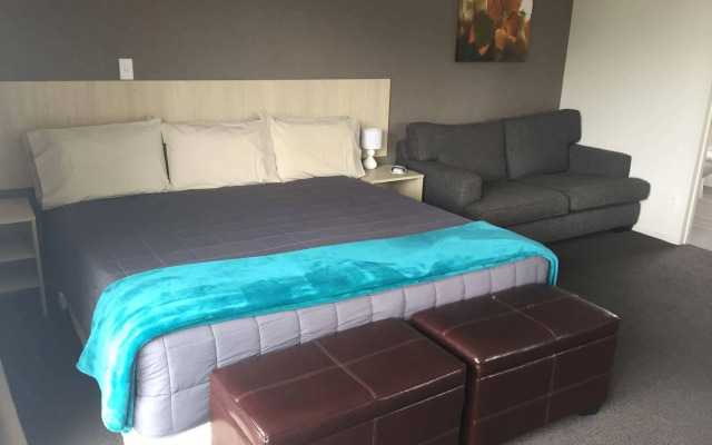 Rolleston Highway Motel
