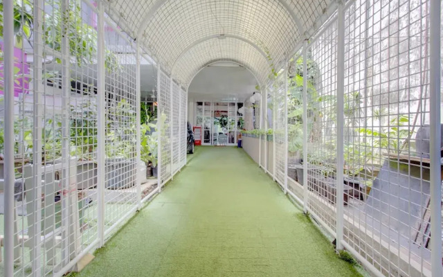 Hotel O Gambir Near Juanda Station Formerly Bunga Dahlia