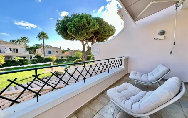 Vilamoura Deluxe Villa by Homing