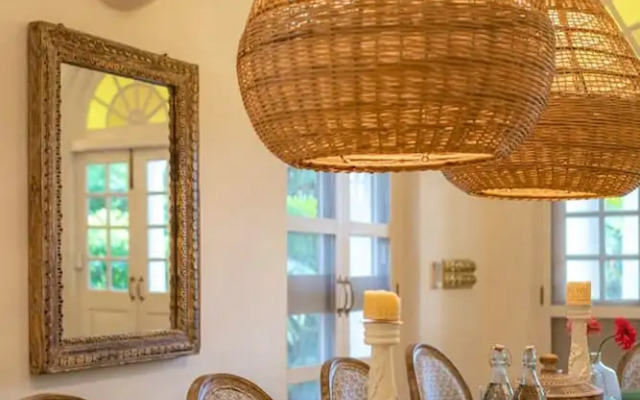 Loto Bianco by Hireavilla -4br w Pvt Pool Siolim