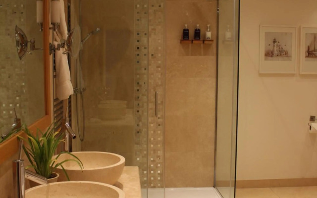 Rowton Hall Hotel and Spa