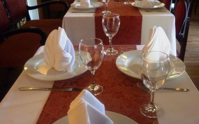 Queen's Villa Hotel Boutique