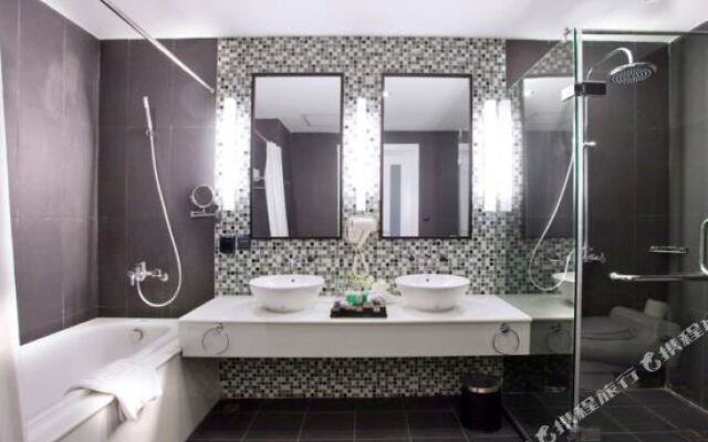 Royal Lotus Hotel