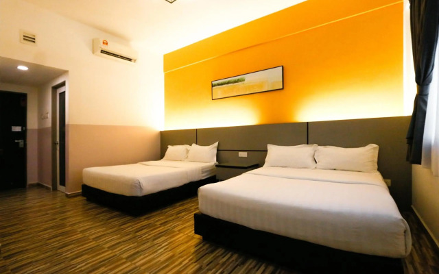 Travelland Hotel