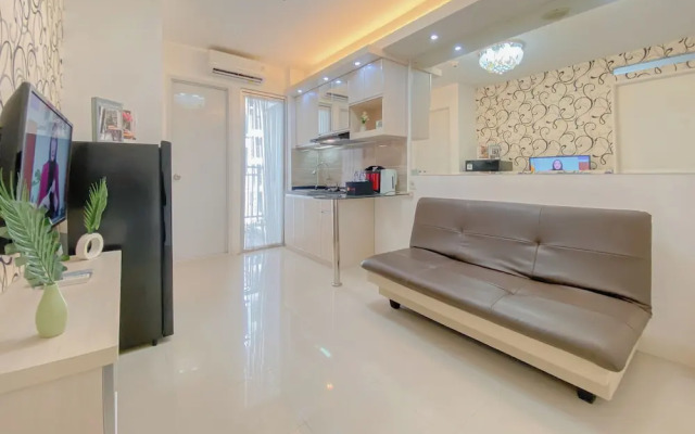 Well Furnished 2BR at Bassura City Apartment