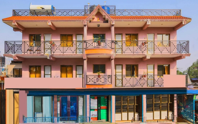 OYO 321 Hotel Everest Window View