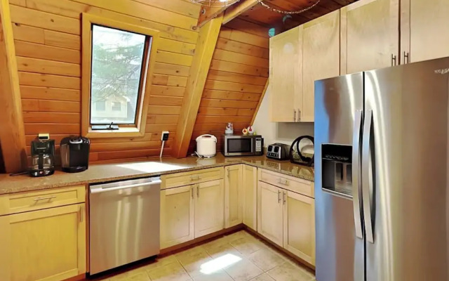 Lil' Cove in Paradise